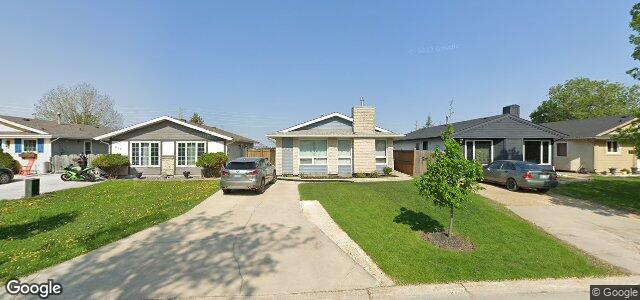 Larawan ng 209 Laurent Drive sa Winnipeg, Manitoba