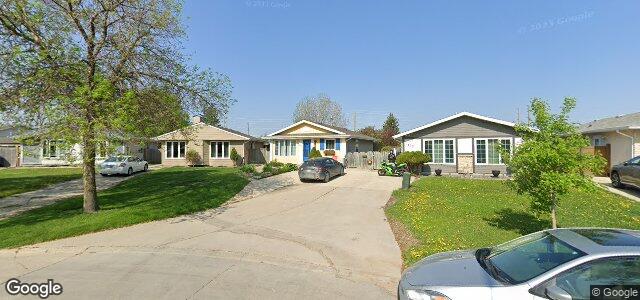 Larawan ng 217 Laurent Drive sa Winnipeg, Manitoba