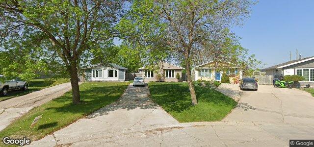 Larawan ng 221 Laurent Drive sa Winnipeg, Manitoba