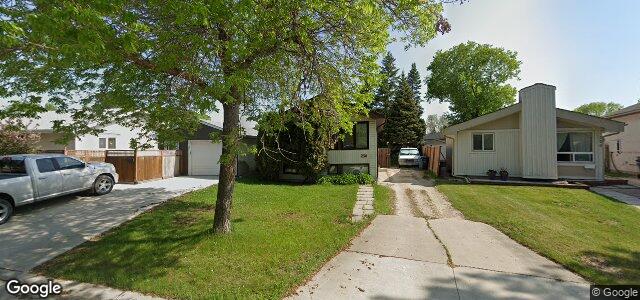 Larawan ng 230 Laurent Drive sa Winnipeg, Manitoba