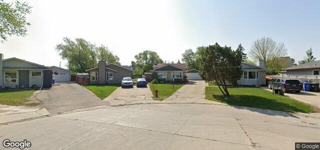 Larawan ng 30 Dubois Place sa Winnipeg, Manitoba