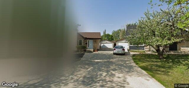 Larawan ng 30 Laurent Place sa Winnipeg, Manitoba