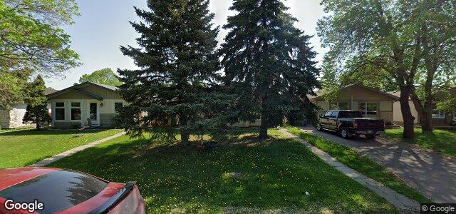 Larawan ng 34 Pirson Crescent sa Winnipeg, Manitoba