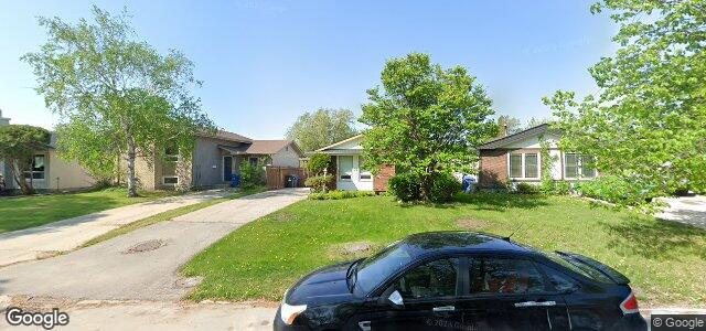 Larawan ng 35 Nolin Avenue sa Winnipeg, Manitoba