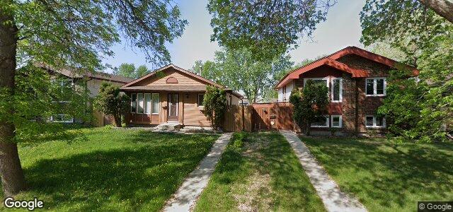 Larawan ng 35 Pirson Crescent sa Winnipeg, Manitoba