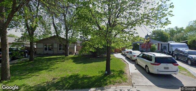 Larawan ng 42 Pirson Crescent sa Winnipeg, Manitoba