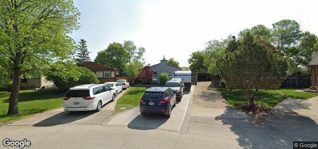 Larawan ng 46 Pirson Crescent sa Winnipeg, Manitoba