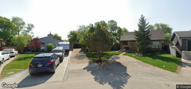Larawan ng 50 Pirson Crescent sa Winnipeg, Manitoba