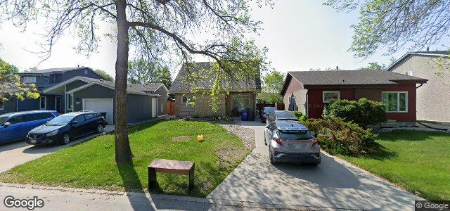 Larawan ng 66 Pirson Crescent sa Winnipeg, Manitoba