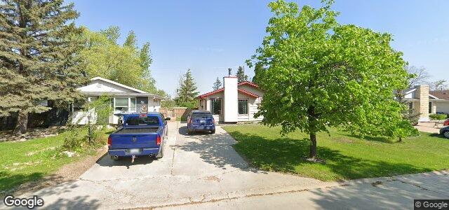 Photo of 82 Dubois Place in Winnipeg, Manitoba