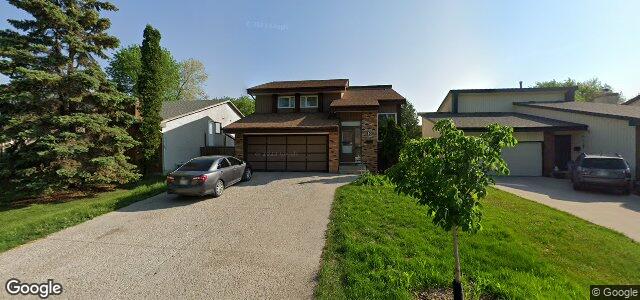 Larawan ng 10 Southlawn Stroll sa Winnipeg, Manitoba