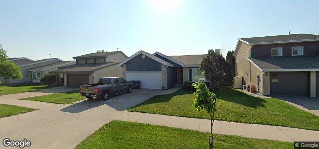 Larawan ng 100 Point West Drive sa Winnipeg, Manitoba