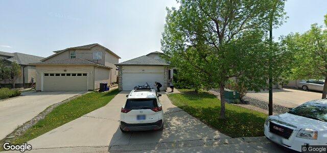 Larawan ng 102 Dalemore Lane sa Winnipeg, Manitoba