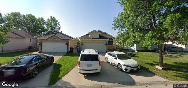 Larawan ng 104 Leon Bell Drive sa Winnipeg, Manitoba