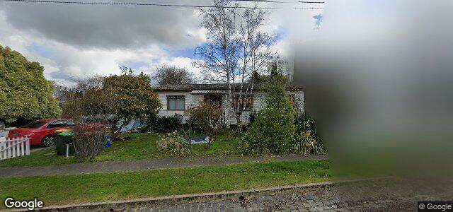 Larawan ng 11 Beaufort Crescent sa Winnipeg, Manitoba