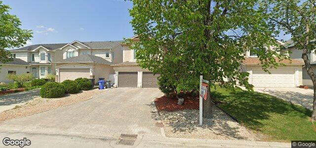 Photo of 11 Briarlynn Road in Winnipeg, Manitoba