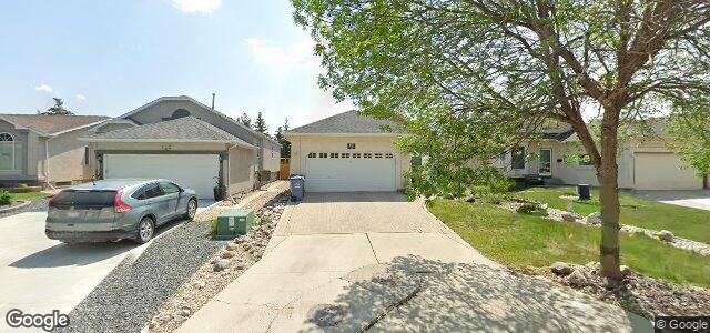 Larawan ng 115 Blackwood Bay sa Winnipeg, Manitoba