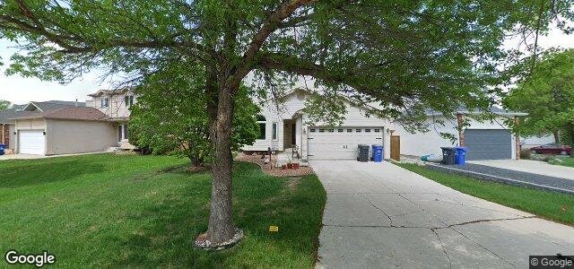 Larawan ng 116 Bernfield Bay sa Winnipeg, Manitoba