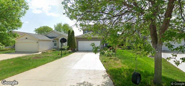 Larawan ng 131 Branson Crescent sa Winnipeg, Manitoba