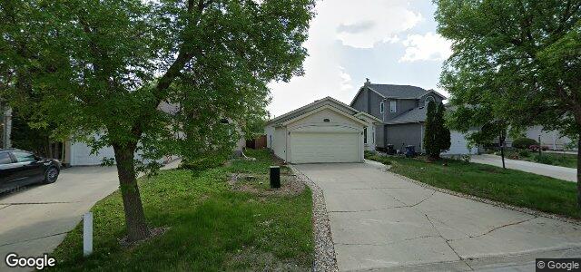 Larawan ng 135 Branson Crescent sa Winnipeg, Manitoba