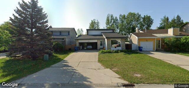 Larawan ng 137 Point West Drive sa Winnipeg, Manitoba