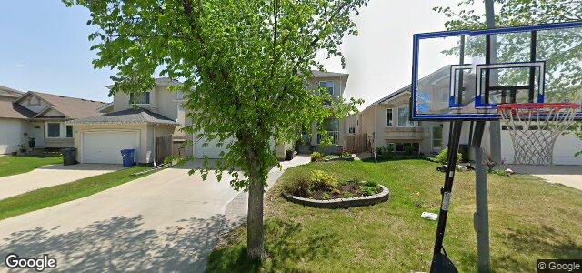 Larawan ng 14 Briarlynn Road sa Winnipeg, Manitoba