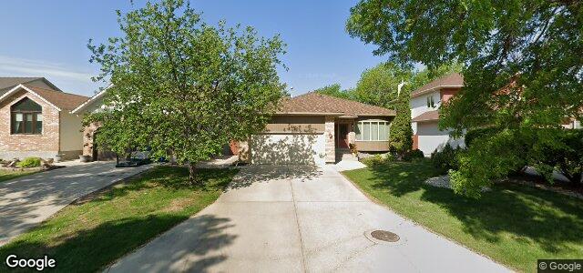 Larawan ng 15 Denman Crescent sa Winnipeg, Manitoba