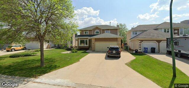 Larawan ng 15 Glenacres Crescent sa Winnipeg, Manitoba