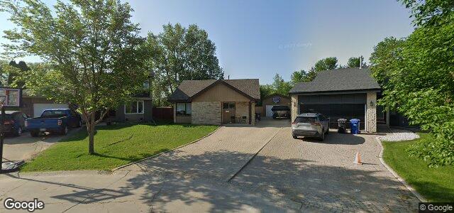 Larawan ng 15 Southborough Key sa Winnipeg, Manitoba