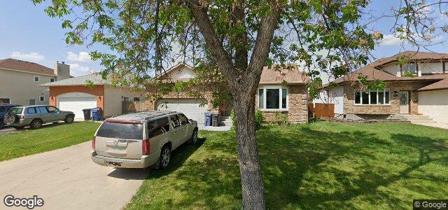 Larawan ng 153 Hillmartin Drive sa Winnipeg, Manitoba