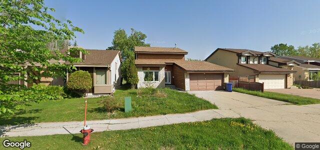 Larawan ng 156 Point West Drive sa Winnipeg, Manitoba