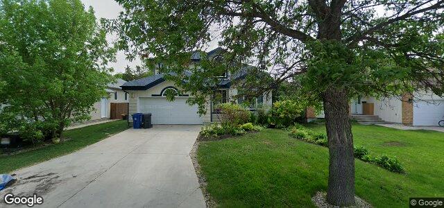 Larawan ng 16 Bernfield Bay sa Winnipeg, Manitoba