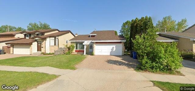 Larawan ng 164 Point West Drive sa Winnipeg, Manitoba