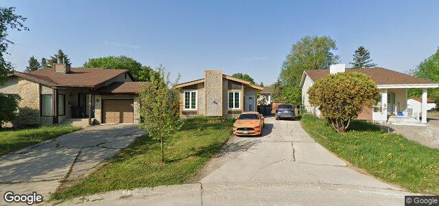 Larawan ng 18 Chaldecott Cove sa Winnipeg, Manitoba
