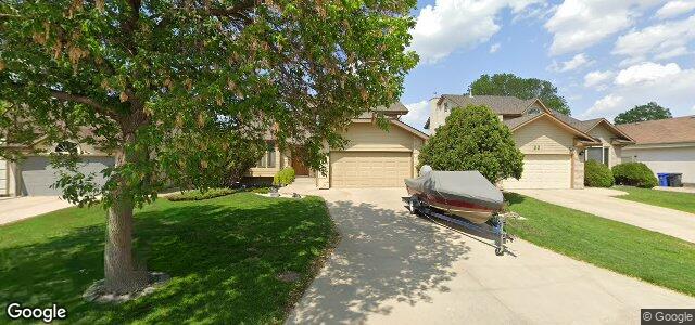 Larawan ng 18 Glenacres Crescent sa Winnipeg, Manitoba