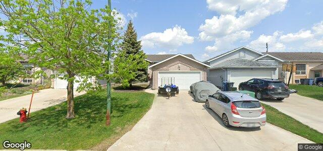 Larawan ng 18 Hillmartin Drive sa Winnipeg, Manitoba