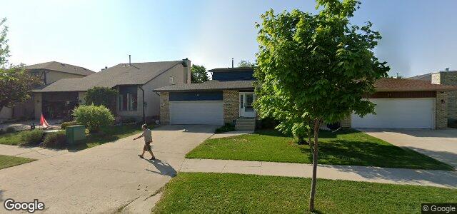 Larawan ng 18 Point West Drive sa Winnipeg, Manitoba