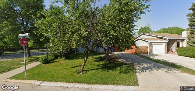 Larawan ng 2 Chaldecott Cove sa Winnipeg, Manitoba