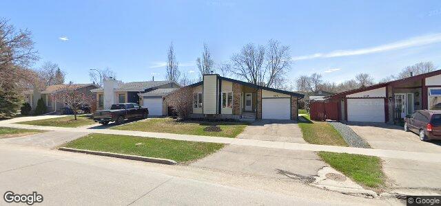 Larawan ng 205 Brentlawn Boulevard sa Winnipeg, Manitoba