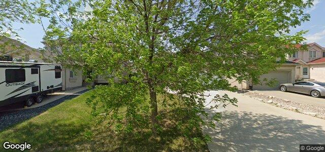 Larawan ng 215 Craigmohr Drive sa Winnipeg, Manitoba