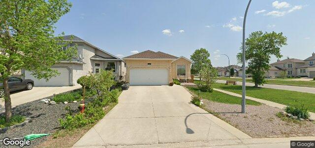 Larawan ng 222 Craigmohr Drive sa Winnipeg, Manitoba
