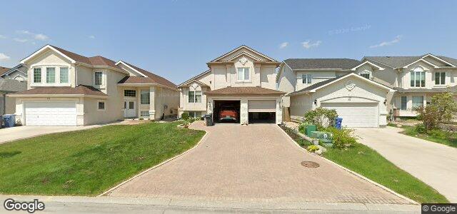 Larawan ng 23 Briarlynn Road sa Winnipeg, Manitoba