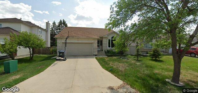 Larawan ng 24 Bernfield Bay sa Winnipeg, Manitoba