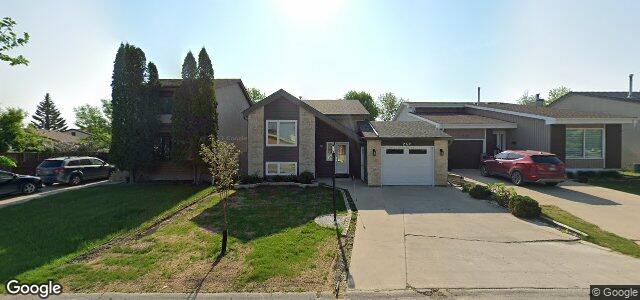 Larawan ng 249 Point West Drive sa Winnipeg, Manitoba