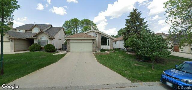 Larawan ng 26 Glenacres Crescent sa Winnipeg, Manitoba
