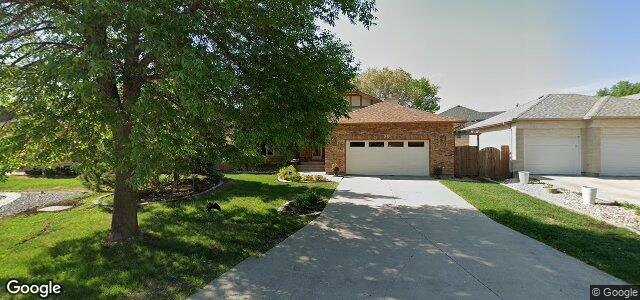 Larawan ng 26 Kendale Drive sa Winnipeg, Manitoba