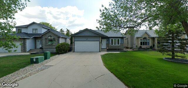 Larawan ng 27 Glenacres Crescent sa Winnipeg, Manitoba