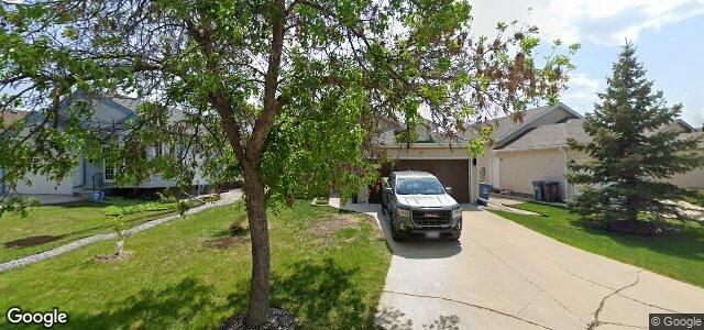Larawan ng 30 Branson Crescent sa Winnipeg, Manitoba