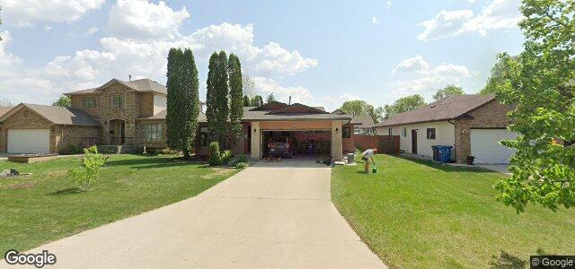Larawan ng 30 Hazel Park Drive sa Winnipeg, Manitoba