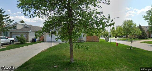 Larawan ng 32 Bernfield Bay sa Winnipeg, Manitoba